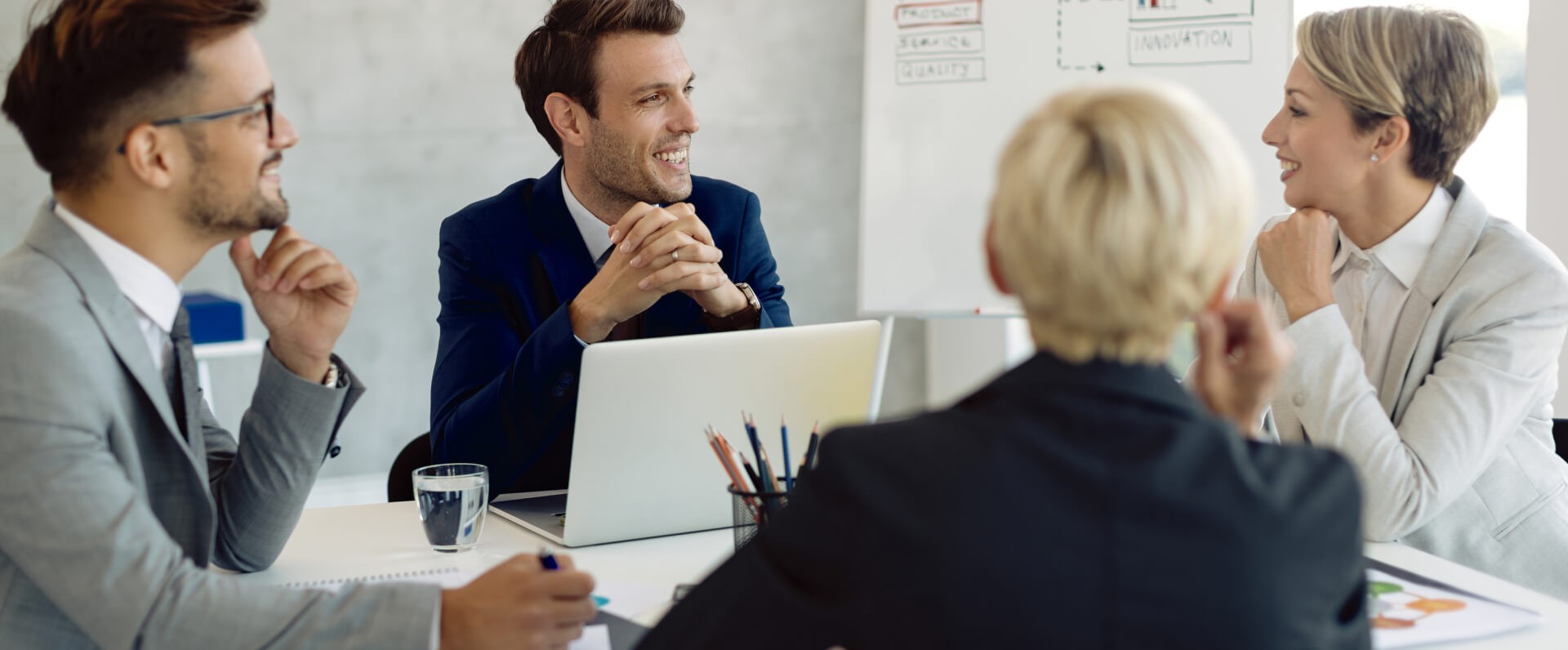Sürekli Yenilik Peşinde Koşan ve Her Zaman Daha İyisini Arayan Bir Şirketiz